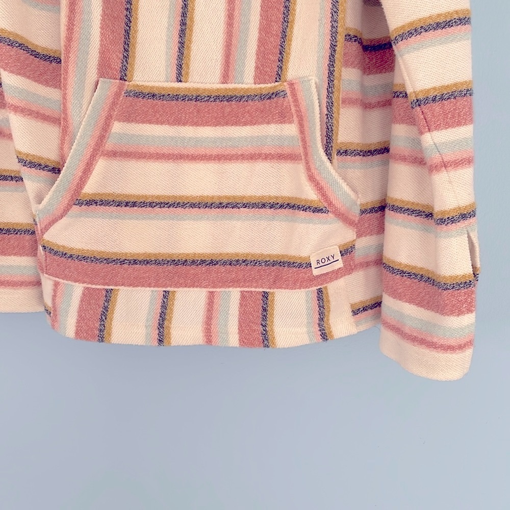 ROXY Hooded Striped Sweater. Medium - Picture 3 of 5